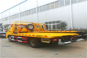 鄄城附近拖车救援搭电